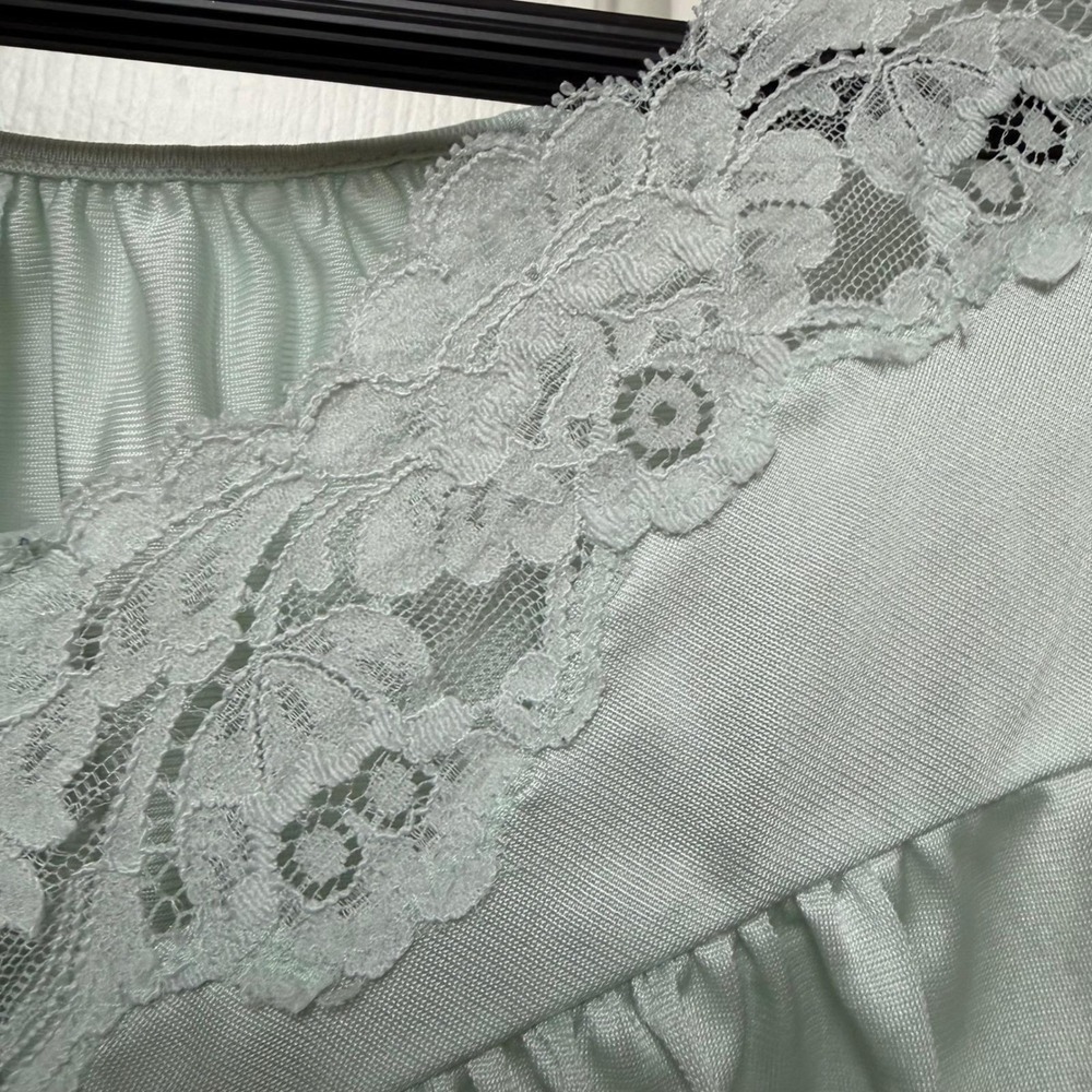Shadowline Vintage Mint Green Lace Trim Floral Embroidered Nylon Nightgown Small - Picture 4 of 8
